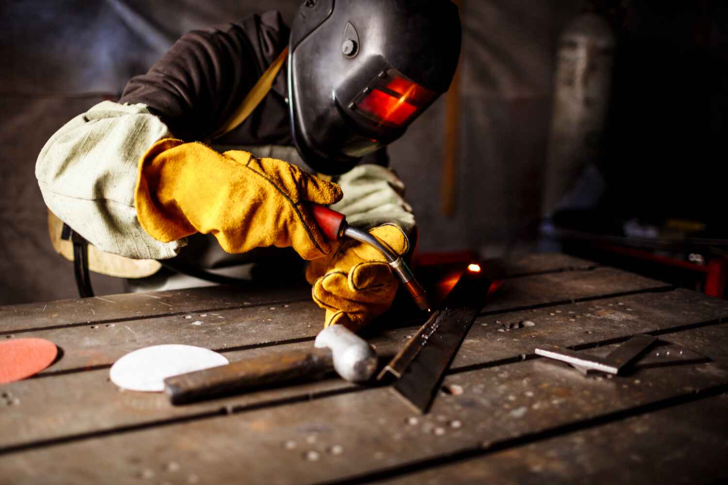 Welder & Metal Fabrication